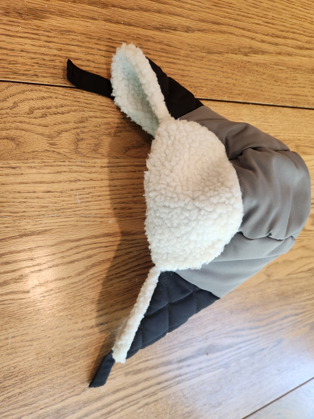 Swiss Tech Cream Sherpa-Lined Trapper Hat